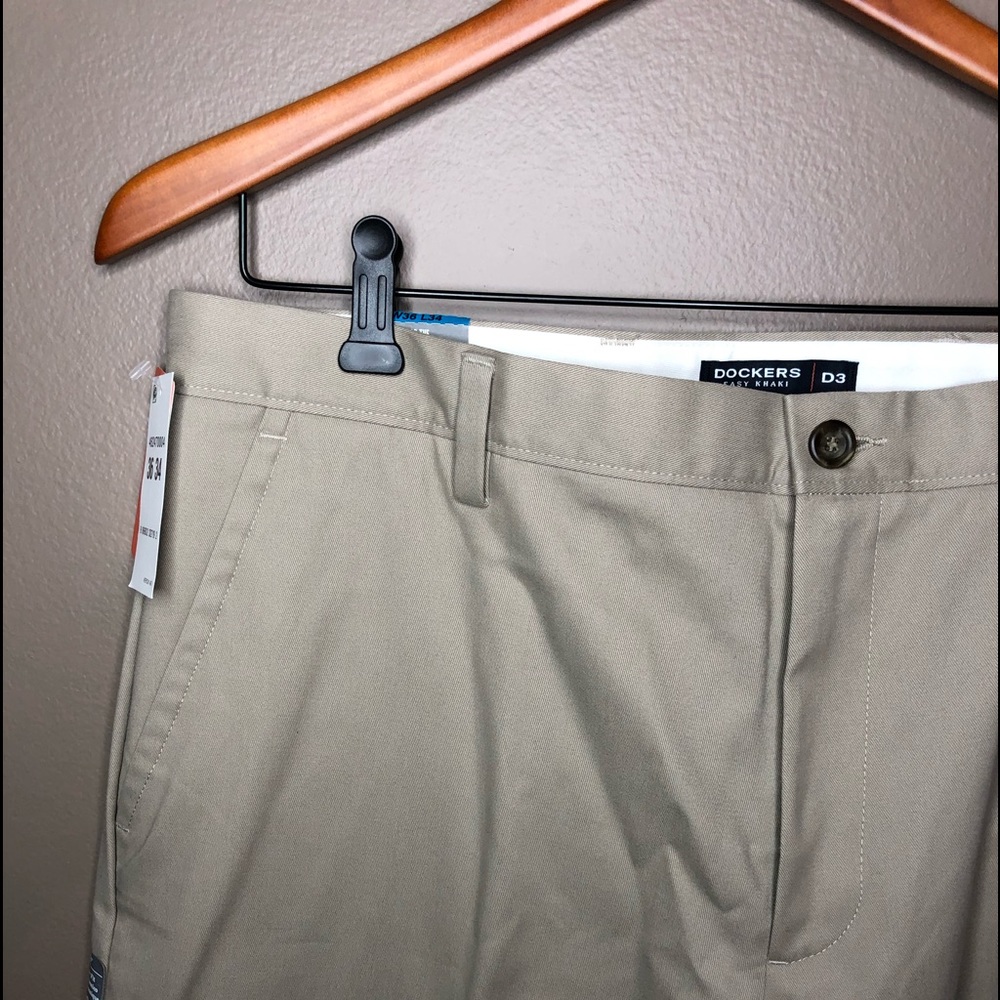 Men’s dockers khaki pants